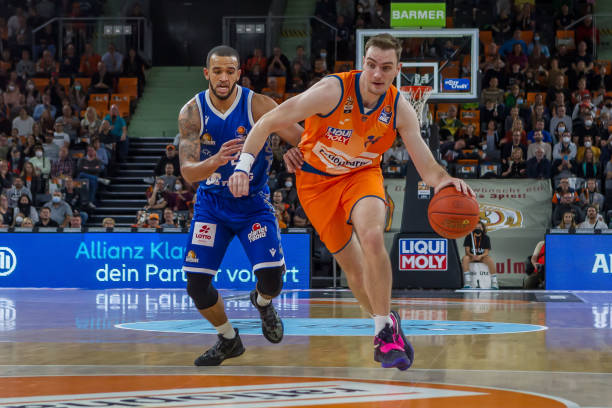 七位新援前 七位新援前