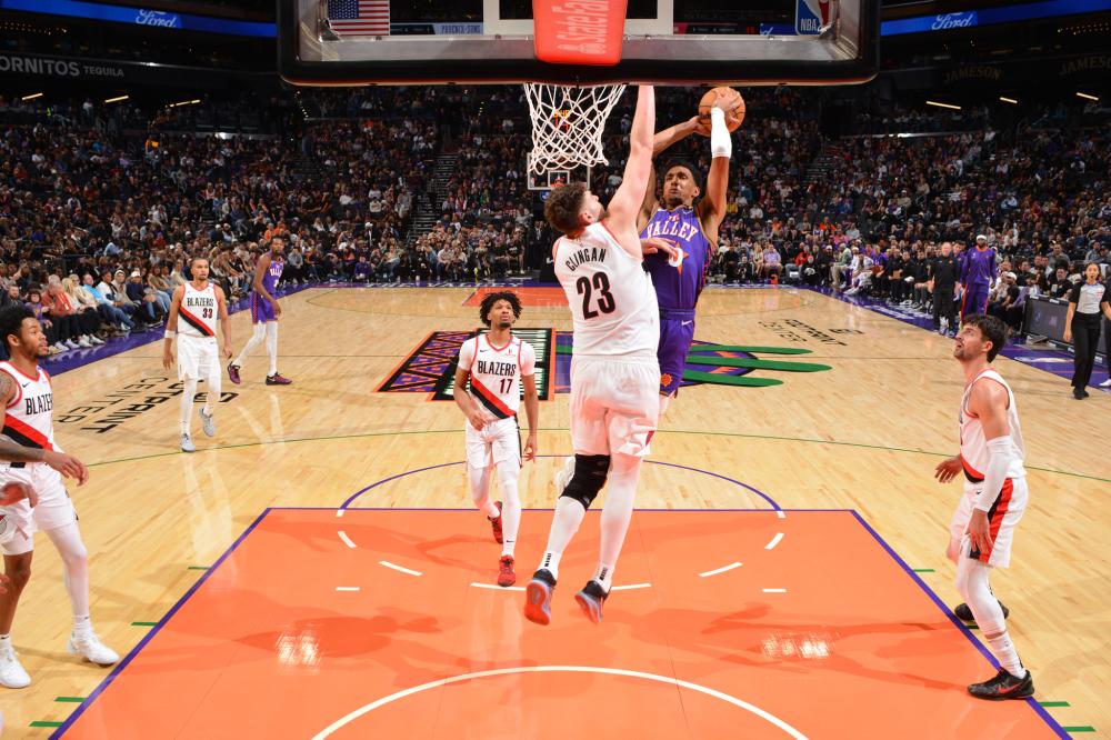 感到沉痛 感到沉痛